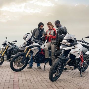 bmw-motorrad-connect-02.jpg